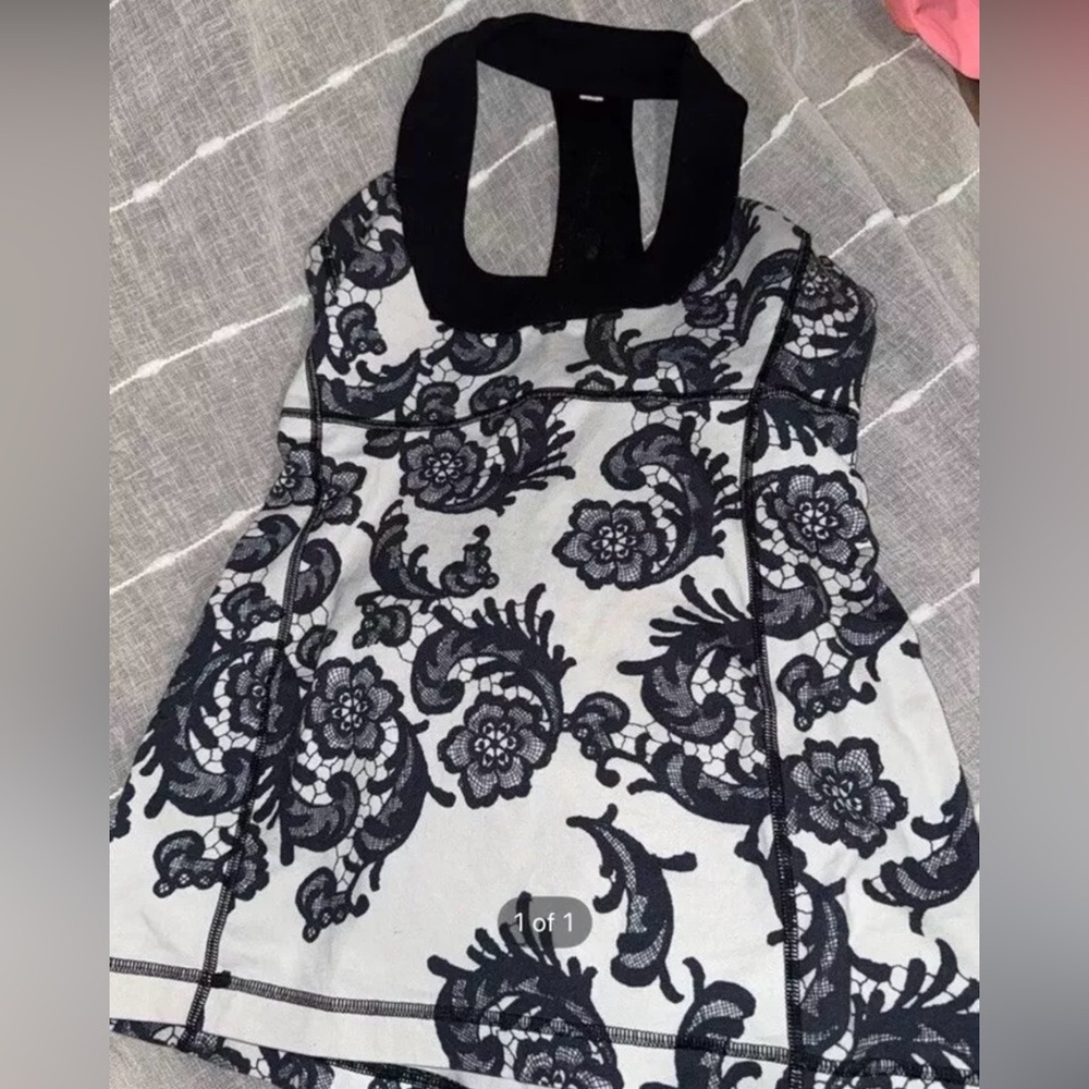 LULULEMON SCOOP NECK TANK LACEOFLAGE POLAR CREAM BLACK/BLACK SIZE 6
